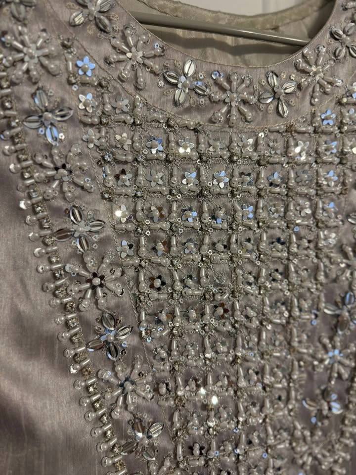 Eid Pakistani/Indian Dress (Small) - photo 3