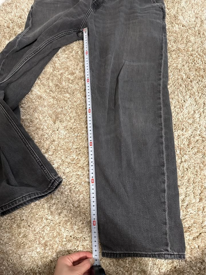 UNIQLO Men’s Wide Fit Jeans - Gray - photo 4