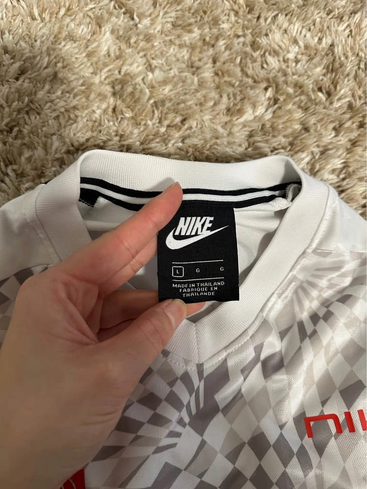 Nike Women's Long Sleeve Crop Top - Size L - photo 3