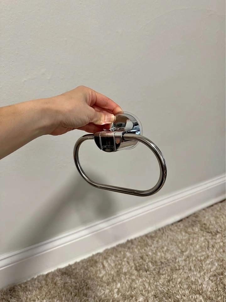 Suction Cup Towel Ring Holder – Chrome Finish