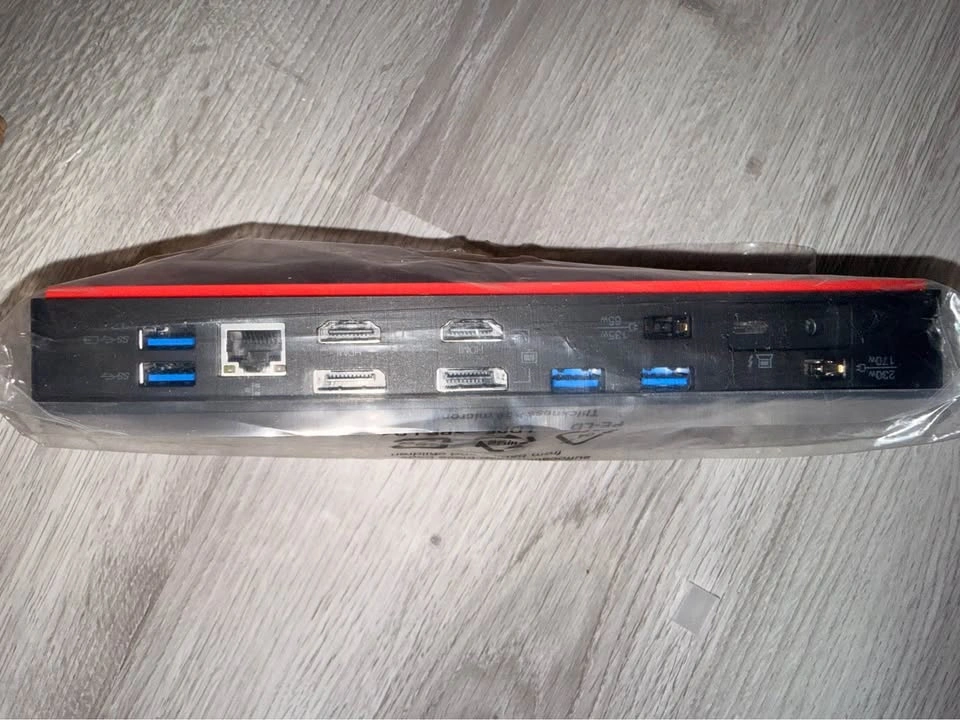 Lenovo ThinkPad Thunderbolt 3 Dock Gen 2 (135W) - photo 5