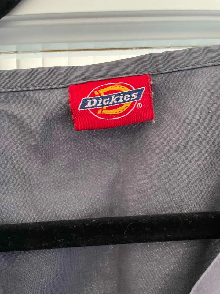 Gray Dickies Scrub Top Size M - photo 5