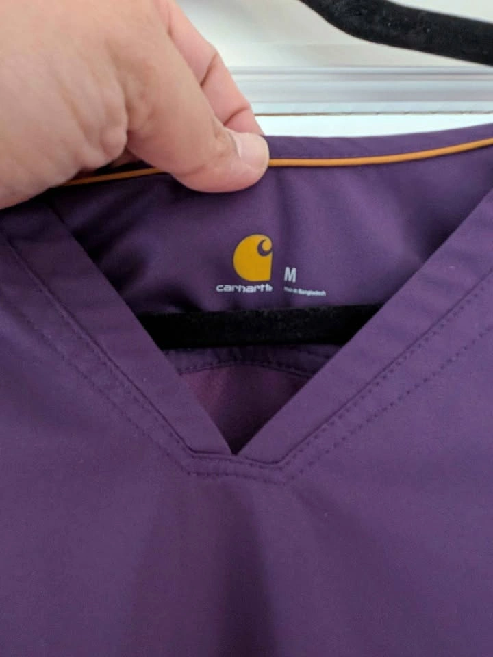 Deep purple Carhartt scrubs size medium - photo 2