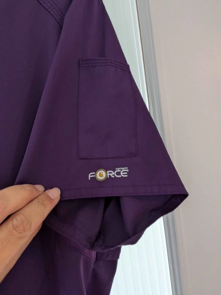 Deep purple Carhartt scrubs size medium - photo 5