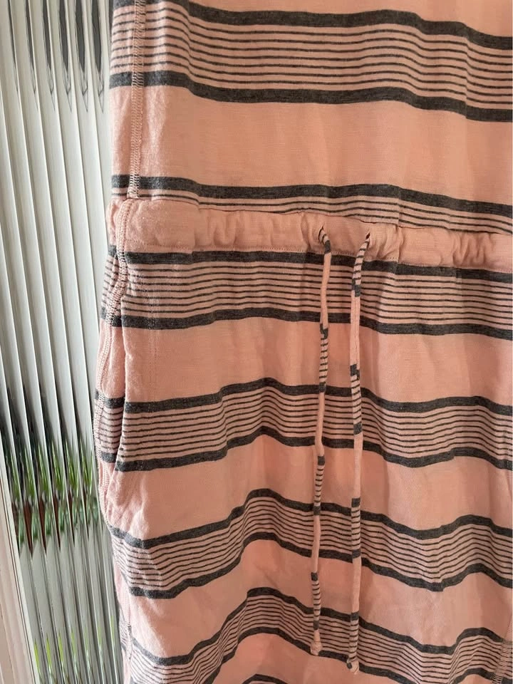 The North Face grey and pink sleeveless dress - photo 3