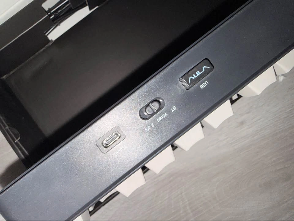 Aula F99 PRO Wireless Gaming Keyboard - photo 4