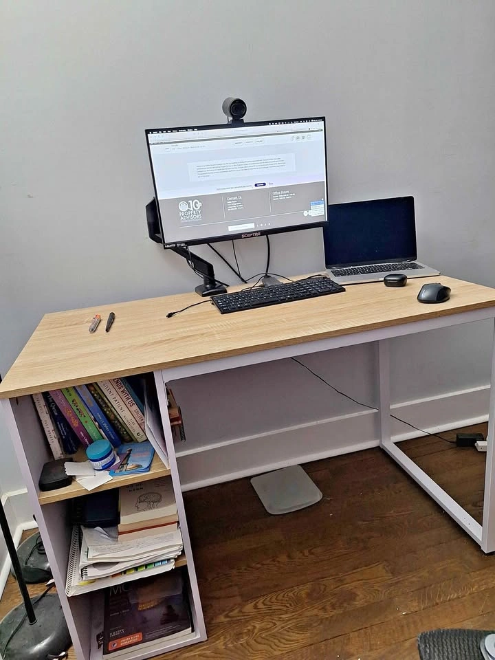 Metallic Frame Reading Desk