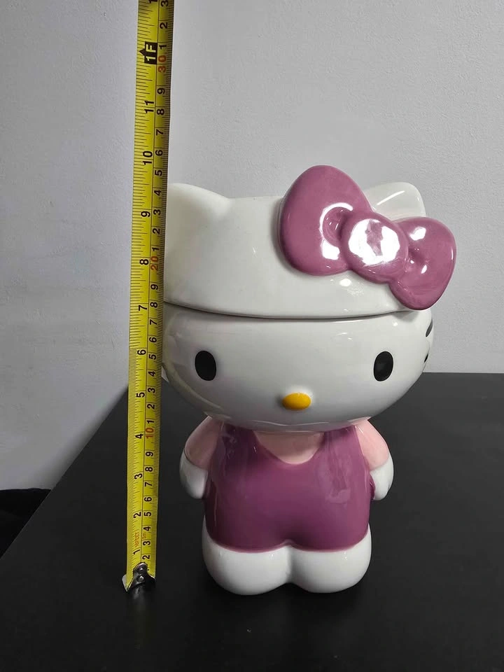 Sanrio Hello Kitty Ceramic Cookie Jar - photo 2