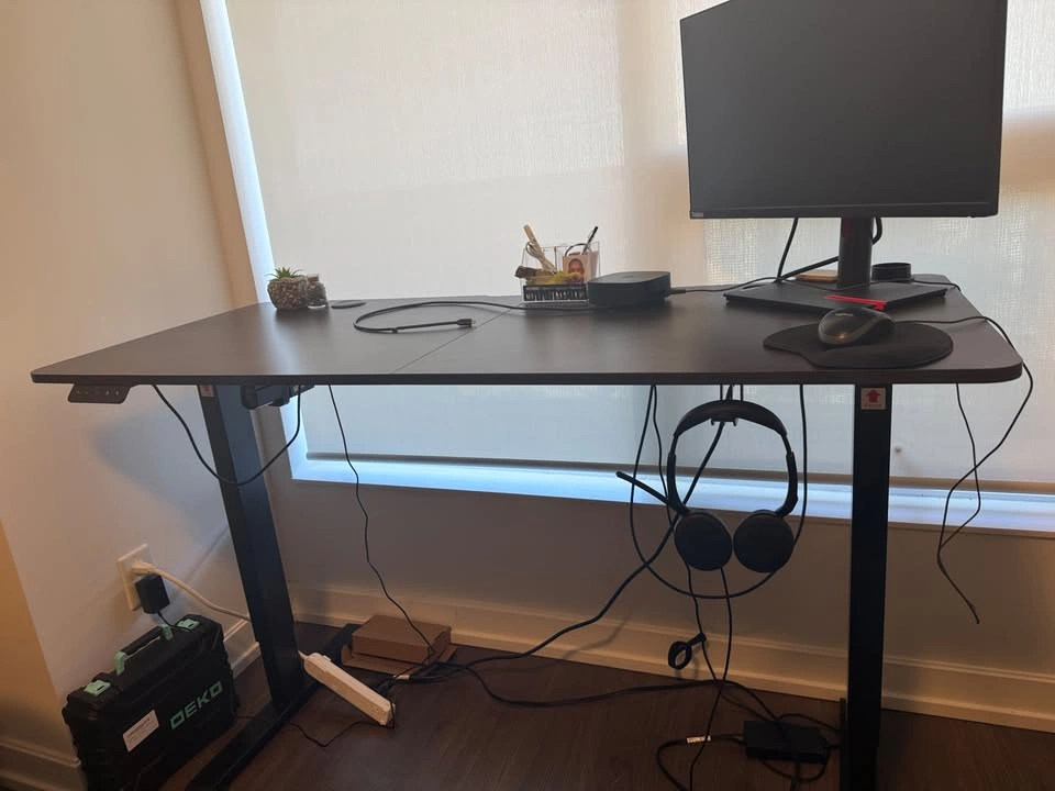 Office table-Adjustable Standing Desk – 55” x 24” Black - photo 2