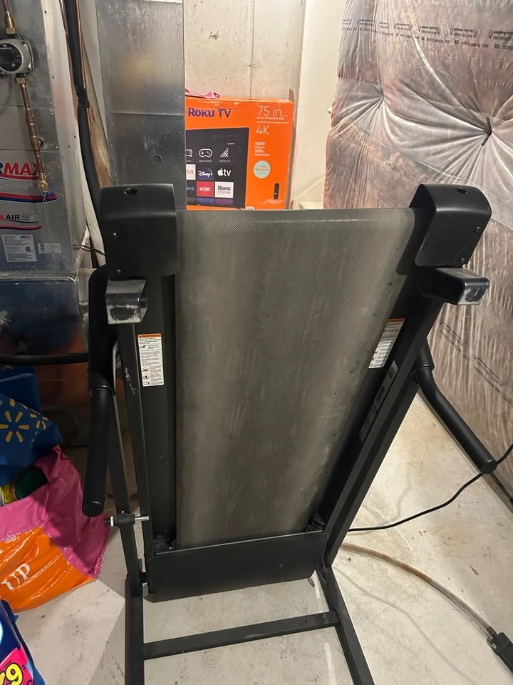 Weslo Cadence G 3.9 Treadmill - photo 2