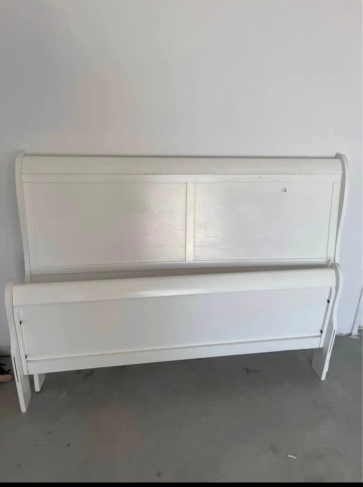 Queen Mattress, Bed Frame & Bed Base/Platform - photo 3