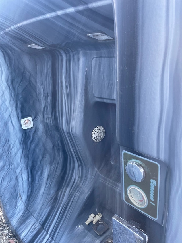 Jacuzzi Brand Hot Tub - photo 2
