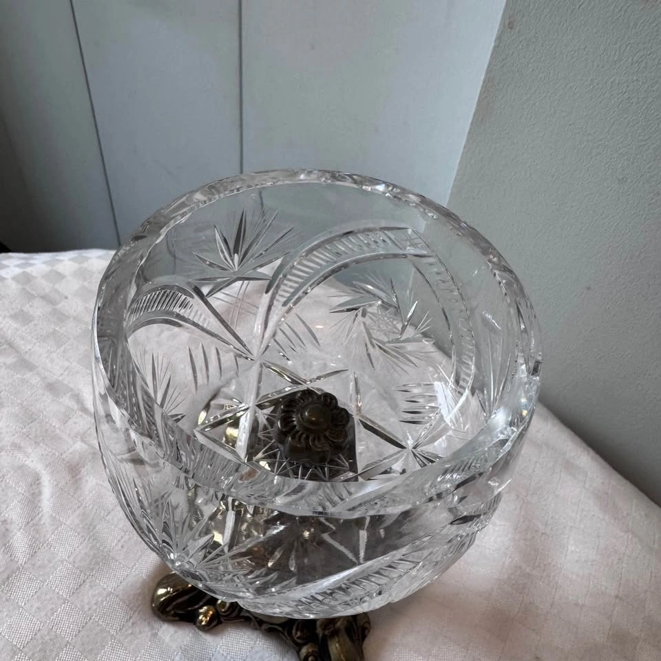 Vintage Cut Crystal and Brass Decorative Flower or Candy Bowl - photo 3