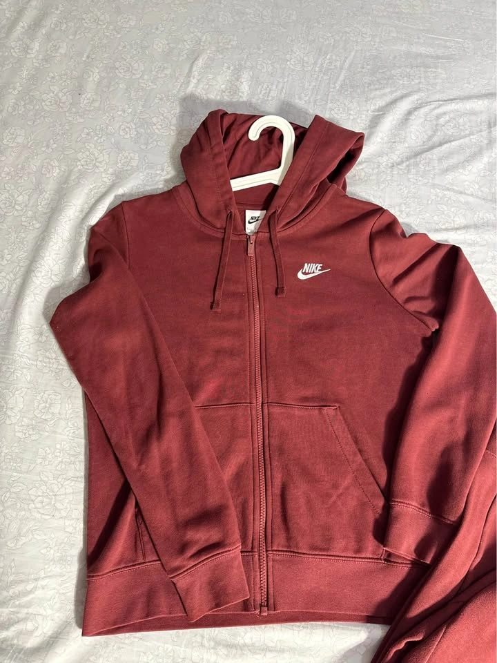 Maroon Nike Tracksuit - photo 3