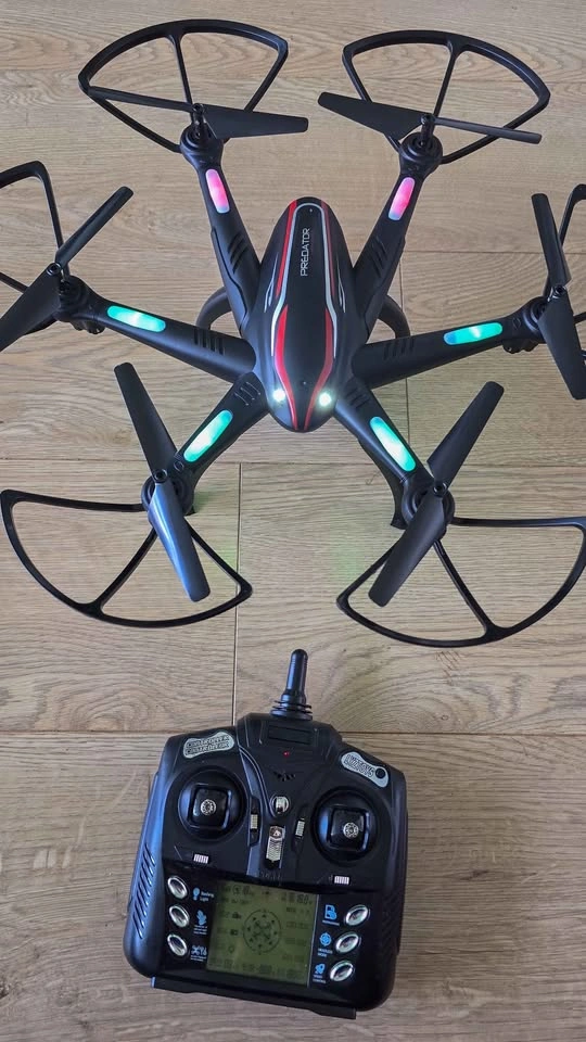 Predator Hexacopter Drone with Remote - photo 2