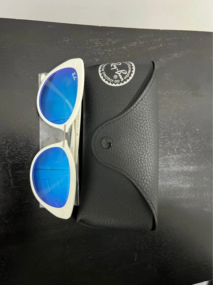 Ray-Ban Women's RB4250 Sunglasses, One Size - photo 3