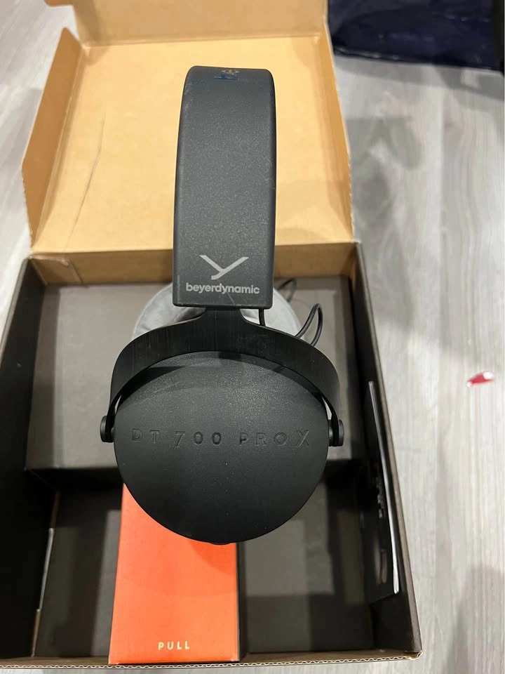 beyerdynamic DT 700 PRO X Studio Headphones - photo 5