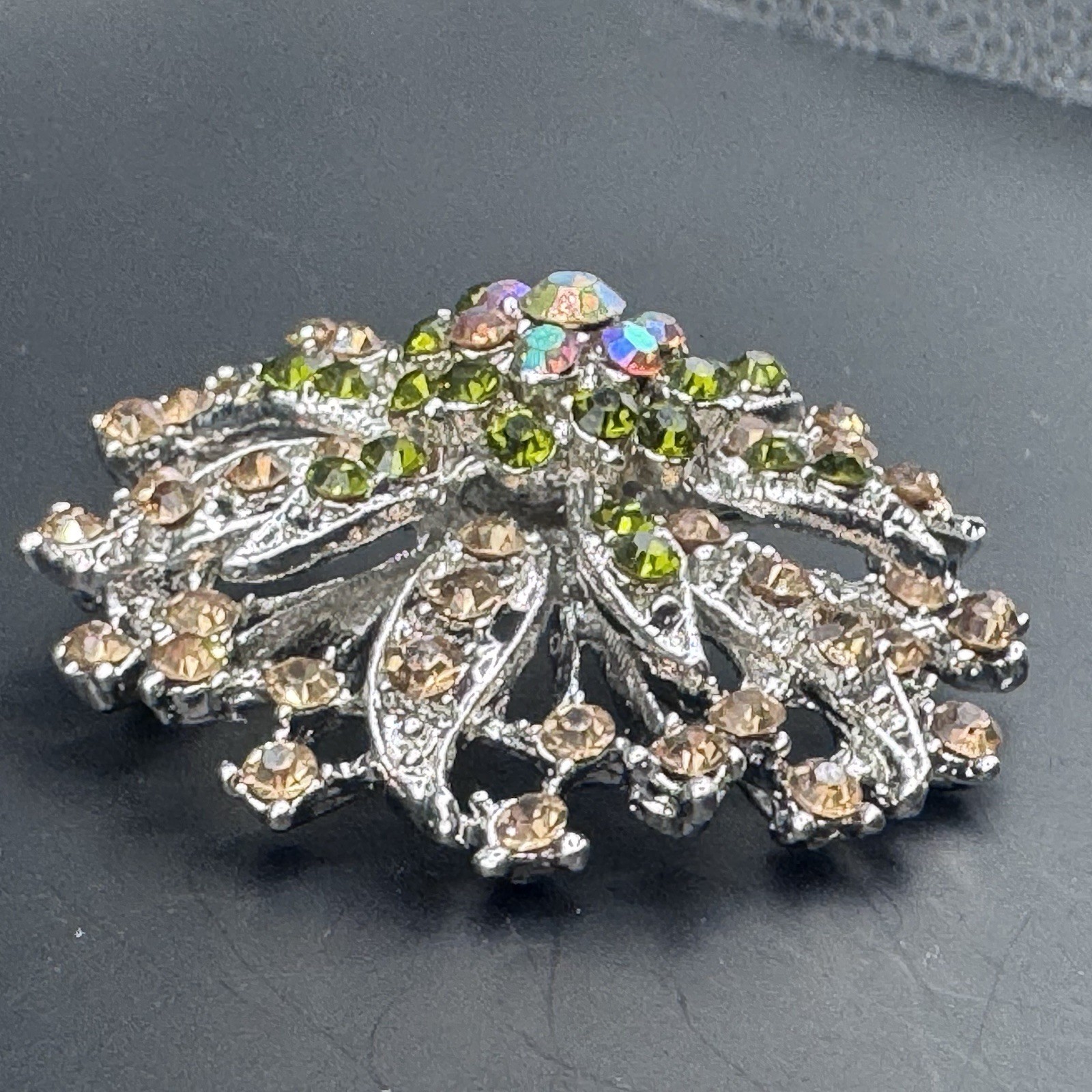 Large Vintage Sunflower Rhinestone Brooch - photo 4