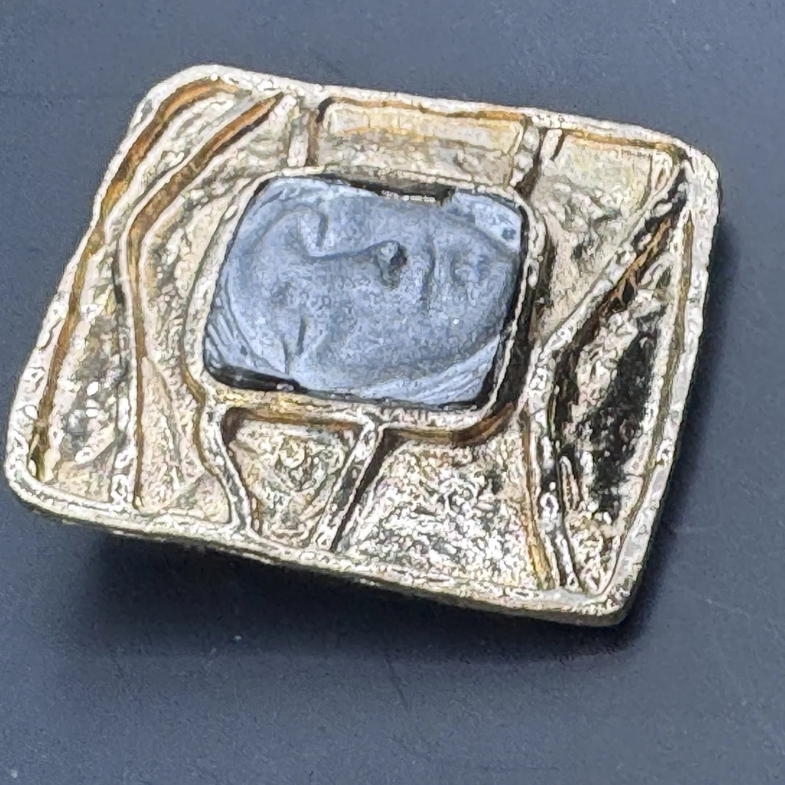 Vintage Gold Tone and Pewter Brooch with Face - Art Jewelry - photo 5