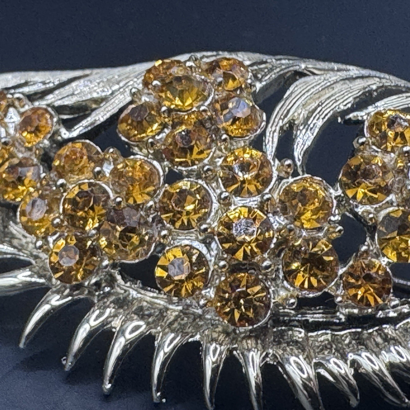 Signed Coro Vintage Gold Tone Leaf Brooch w/ Amber Rhinestones - photo 3