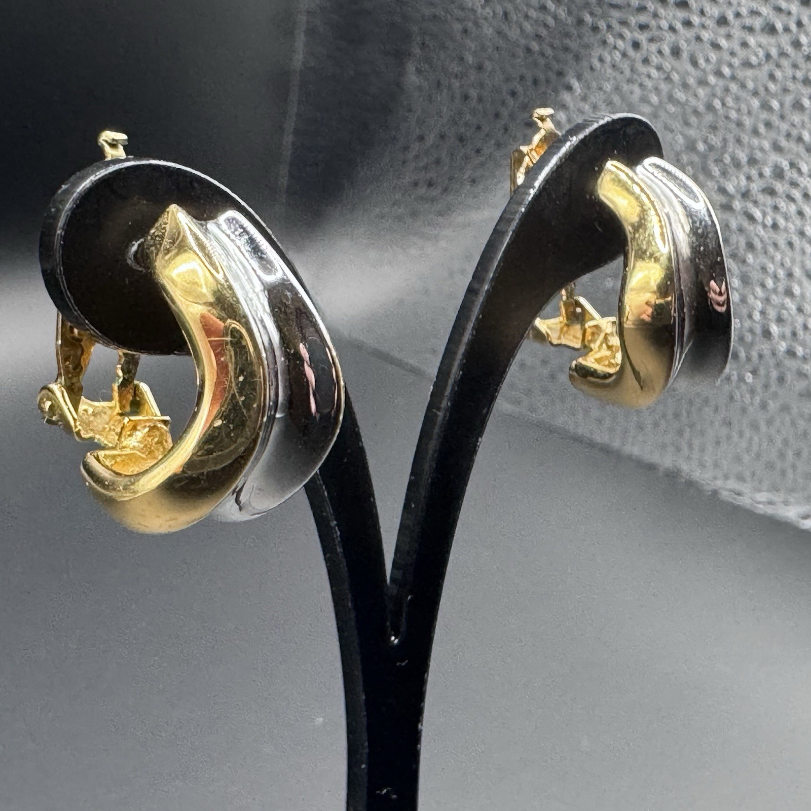 Vintage Signed Fifth Ave Collection Clip-On Earrings - photo 3