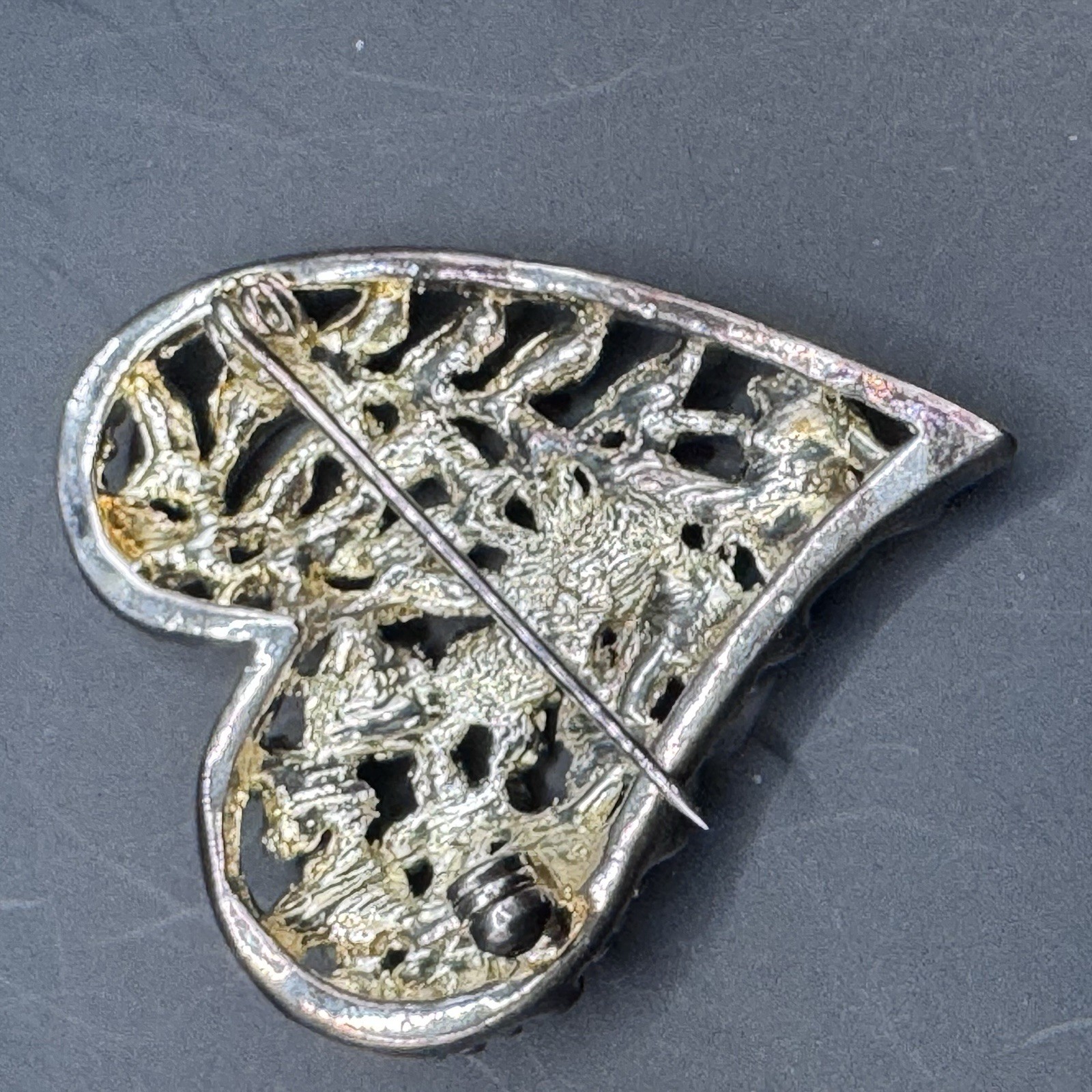 Vintage Gold Tone Rhinestone Heart Brooch - photo 5