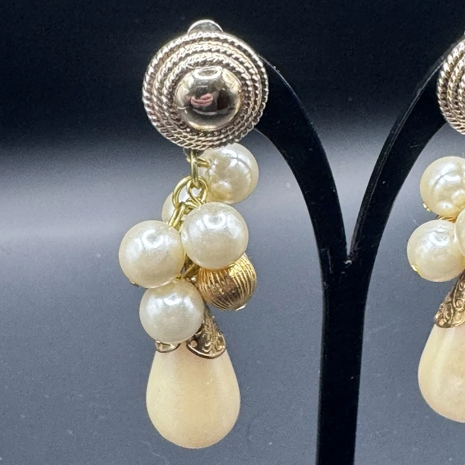 Large Gold Tone Faux Pearl Dangle Earrings - photo 5