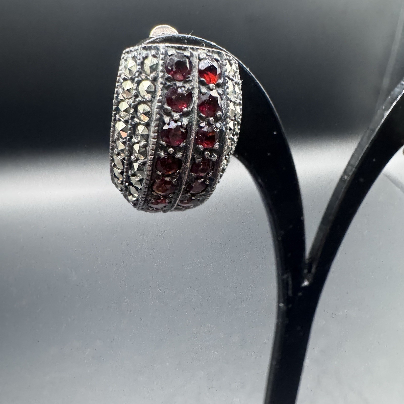 Vintage Marquisite & Red Rhinestone Clip-On Earrings (925) - photo 2