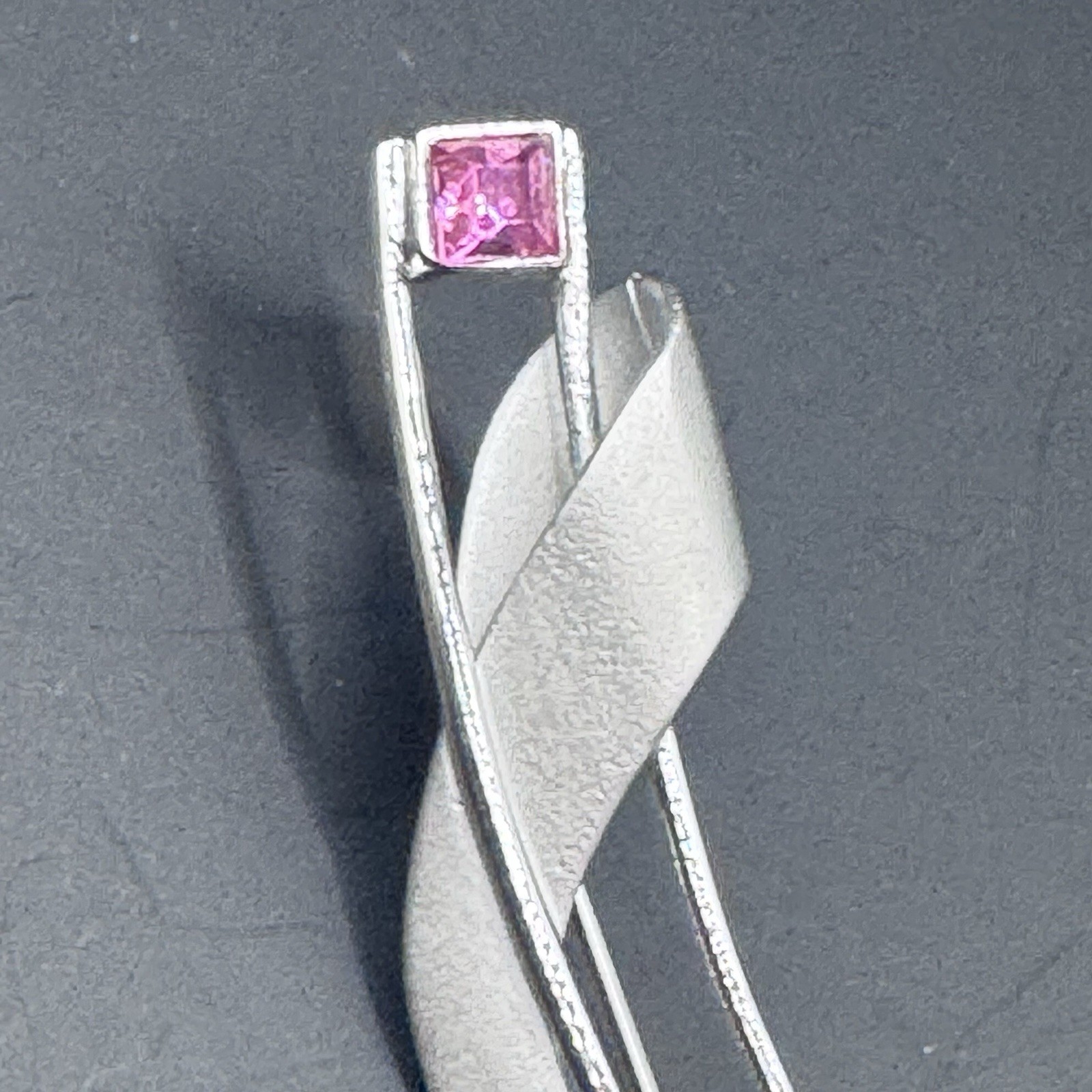 Signed Bond Boyd Sterling Silver Bar Pin with Pink Stone - photo 3