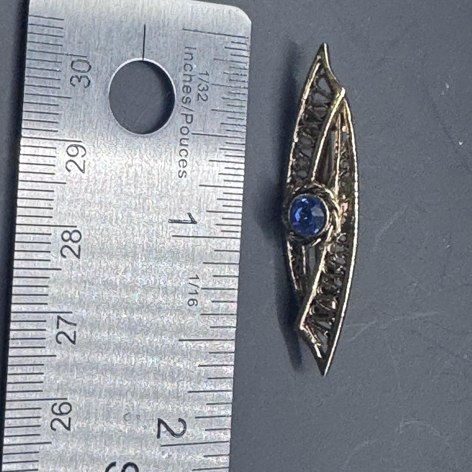 Victorian/Edwardian Reproduction Gold Tone Bar Pin w/ Blue Stone - photo 5