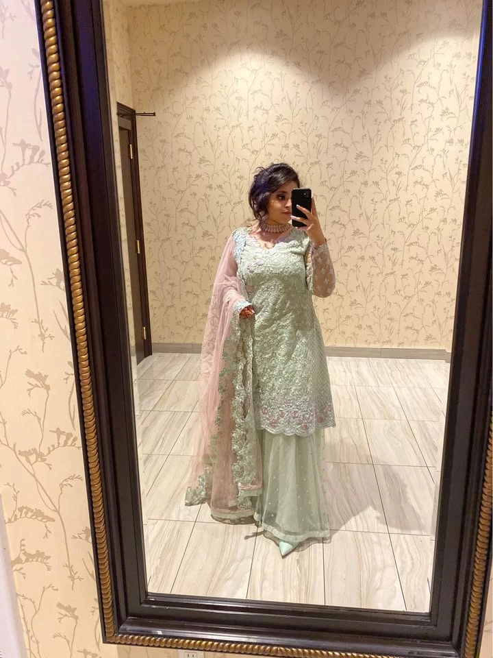 Pakistani outfit - photo 2