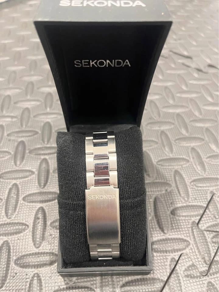 Sekonda Silver Men’s Watch - photo 2