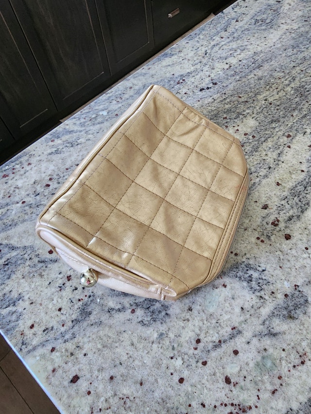 Makeup bag - photo 3
