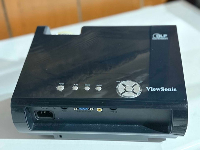 SonicView PJ503D Projector - photo 2