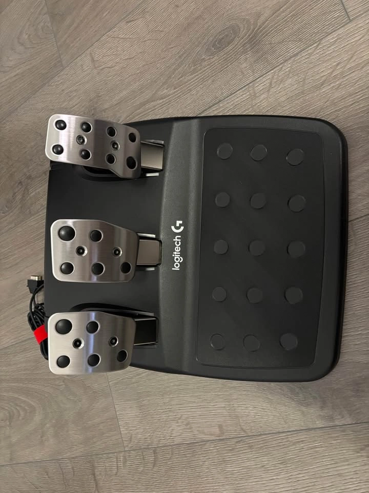 Logitech G29 Racing Wheel and Pedals - photo 4
