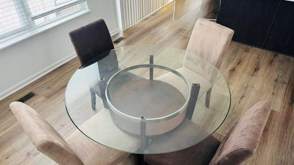 48 inch Round Glass Top Dining Table with 4 Chairs