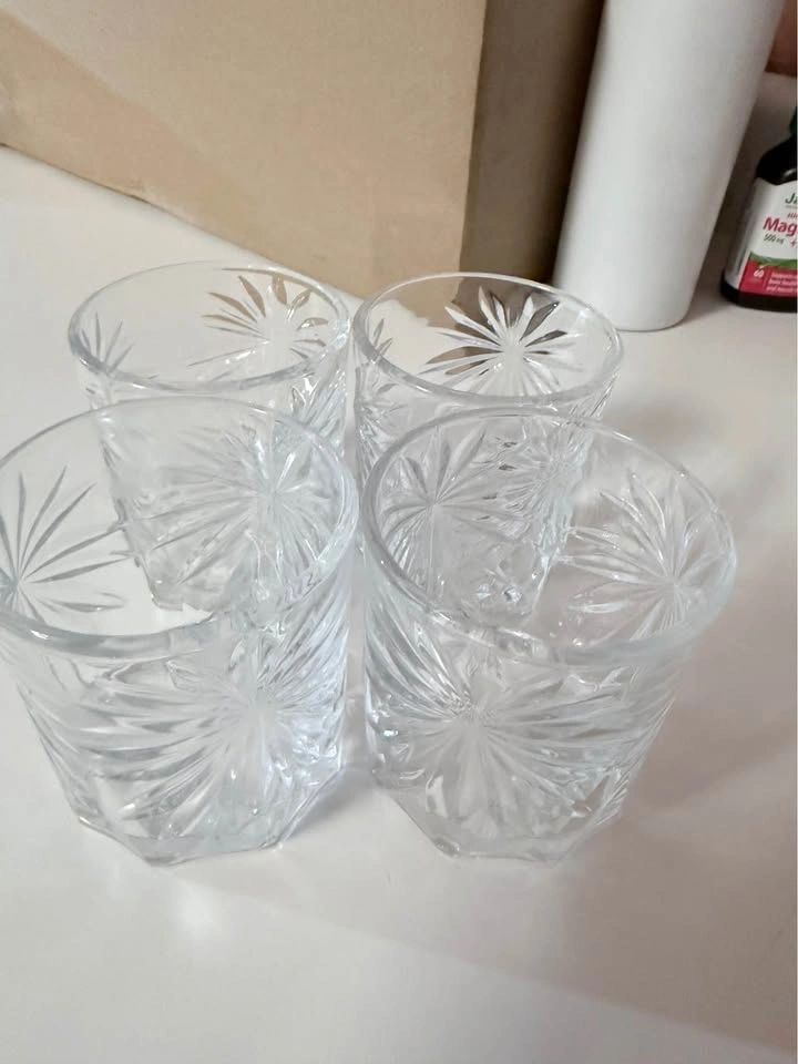 16 pc Plaid Dinnerware Set - Deer Design & 4 Cups - photo 2