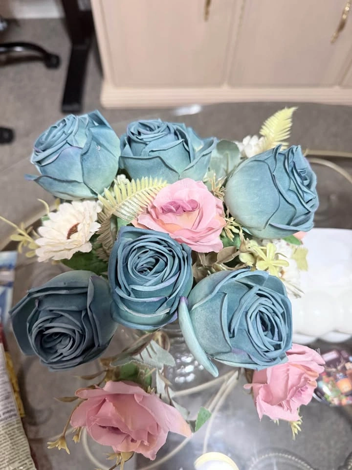 Faux Floral Arrangements & Bubble Tissue Box Cover - photo 3