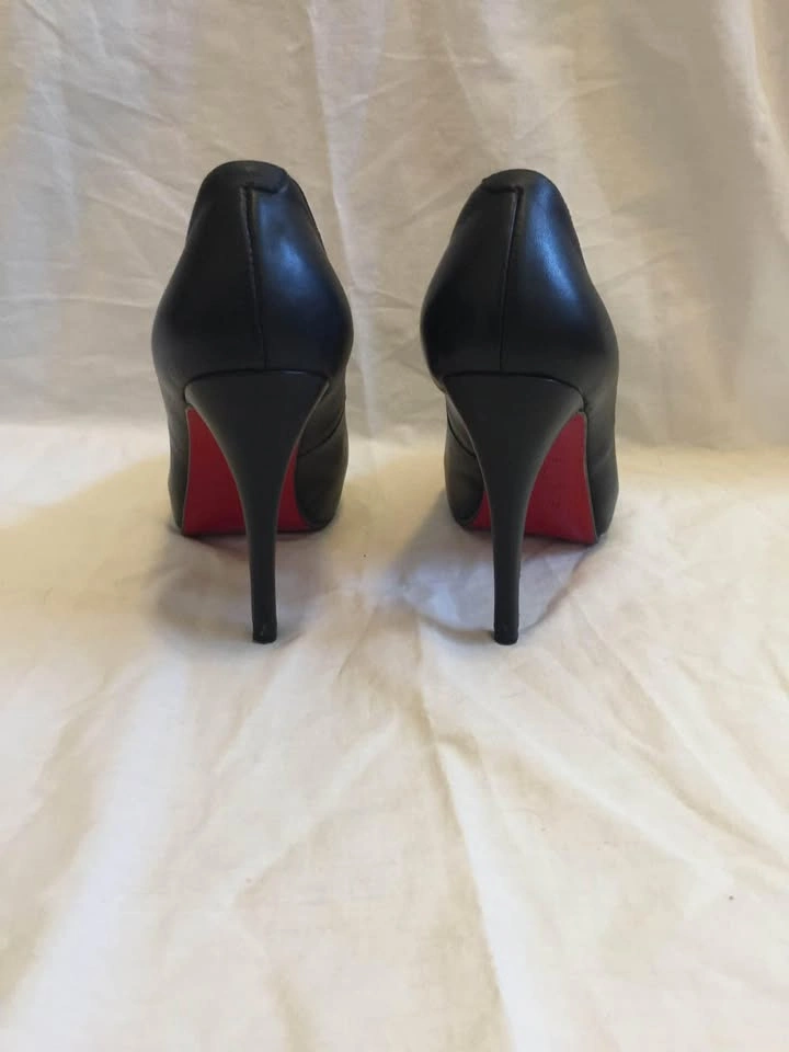 Louboutin Shoes Women Size 38 - photo 2