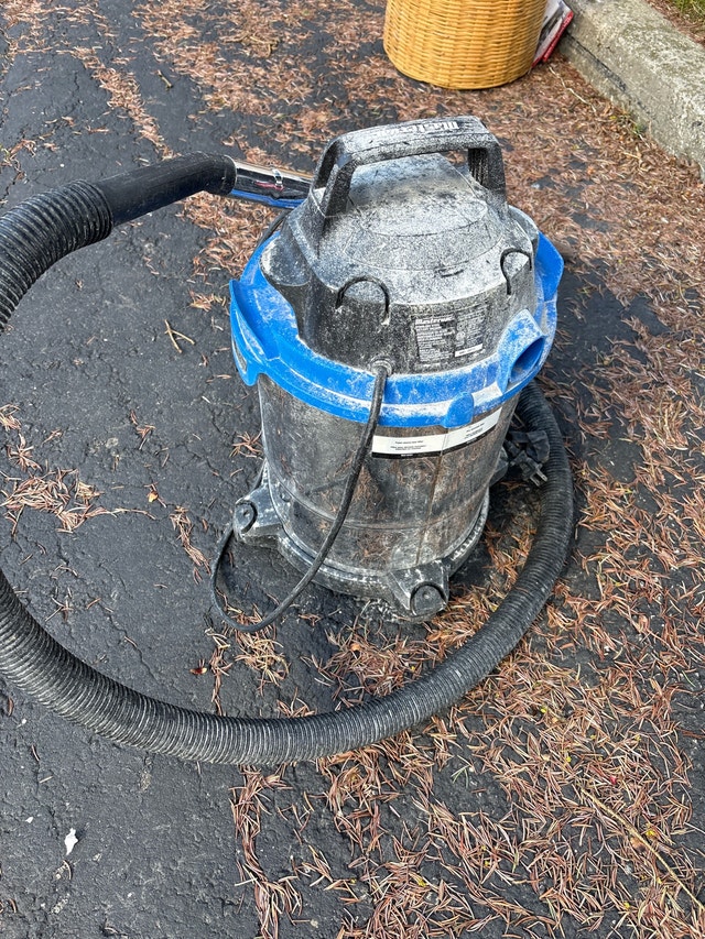 Mastervac Wet Dry Vacuum - photo 2