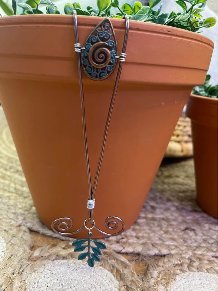 Decorative Plant Pot Suncatcher Hangers - photo 3