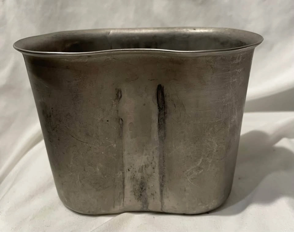 Vietnam Era US Military Canteen Cup L-Handle + Ration Stove - photo 2