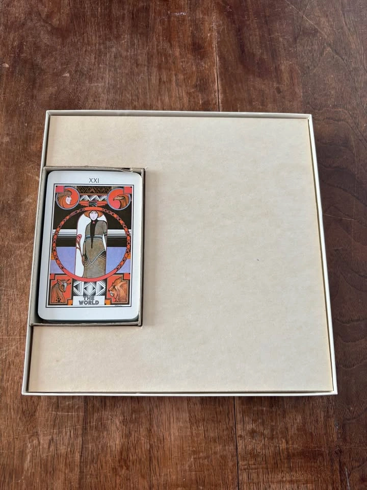 Vintage 1975 The Ancient Art of Tarot Card Set - photo 4