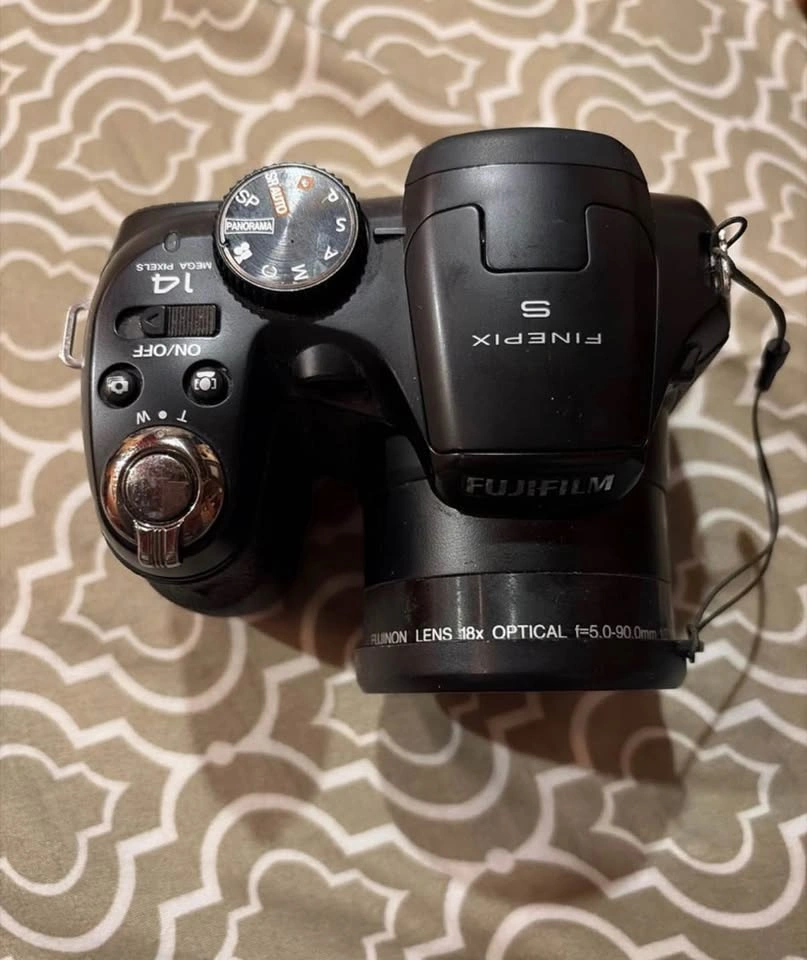 Fujifilm FinePix S2980 Digital Camera - photo 2