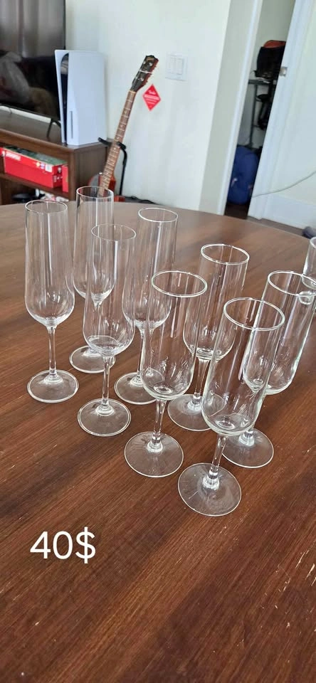 8x Champagne Glasses
