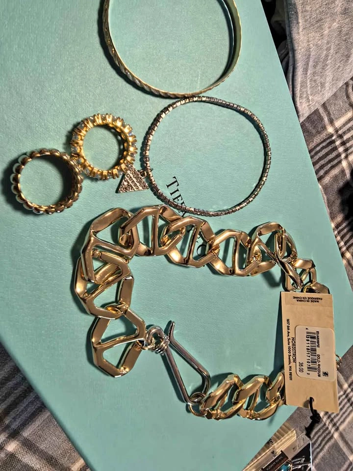 Assorted Gold-Toned Jewelry Set