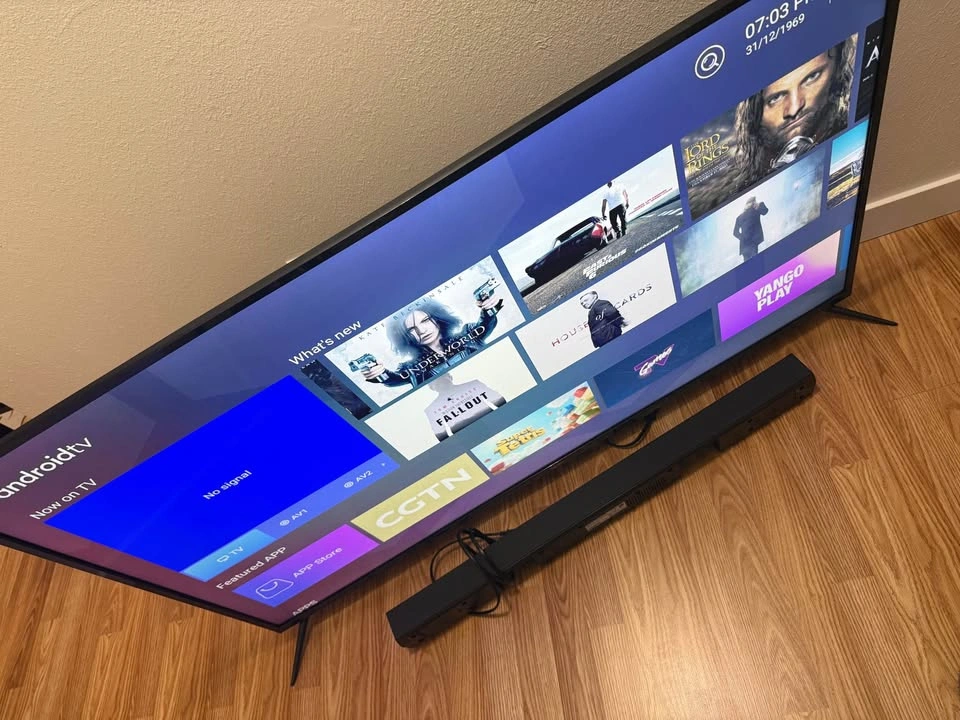 55' Seiki Smart TV w Samsung Soundbar Bundle - photo 2