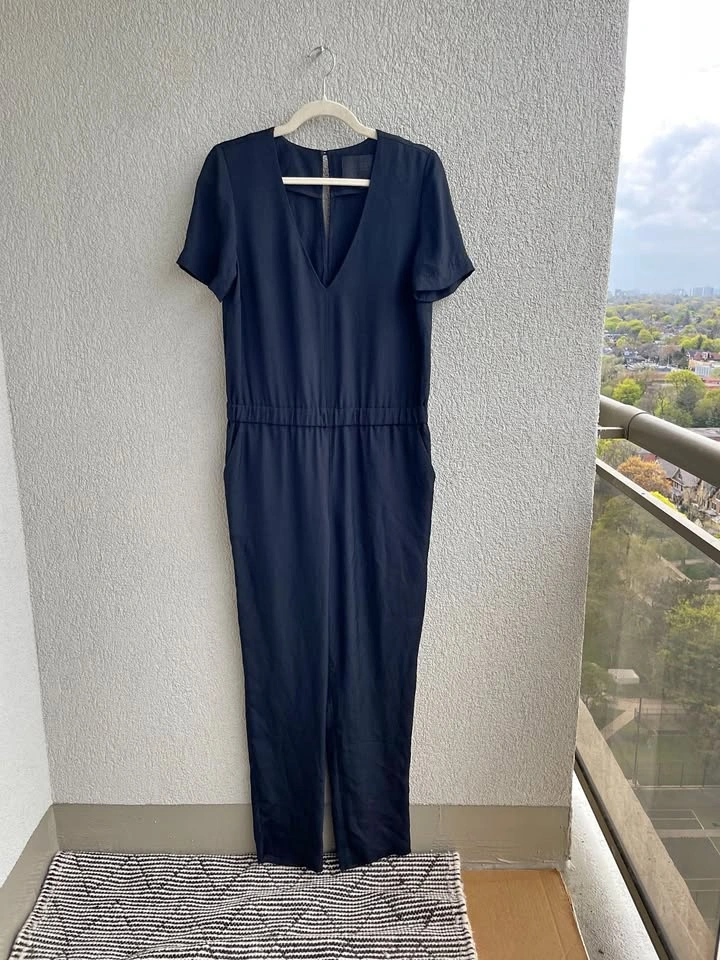 J.Crew Black Jumpsuit Size 4 V-Neck Pockets Workwear Chic