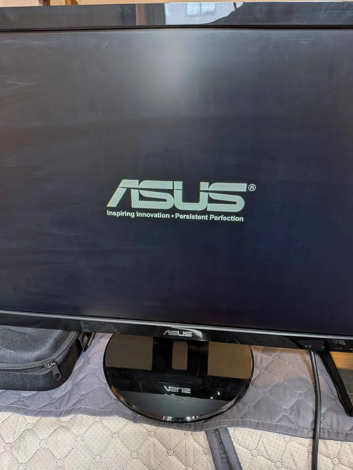 Asus 27" Monitor - photo 2