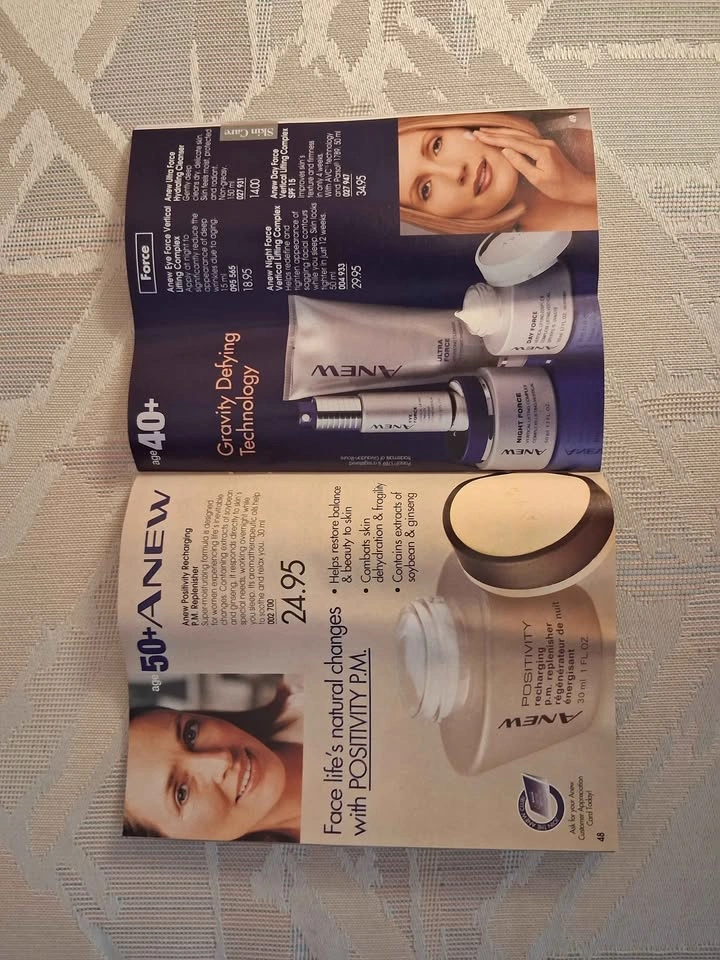 Vintage 2000 Avon Catalog - Campaign 7 Easter Gift Ideas - Colle - photo 2